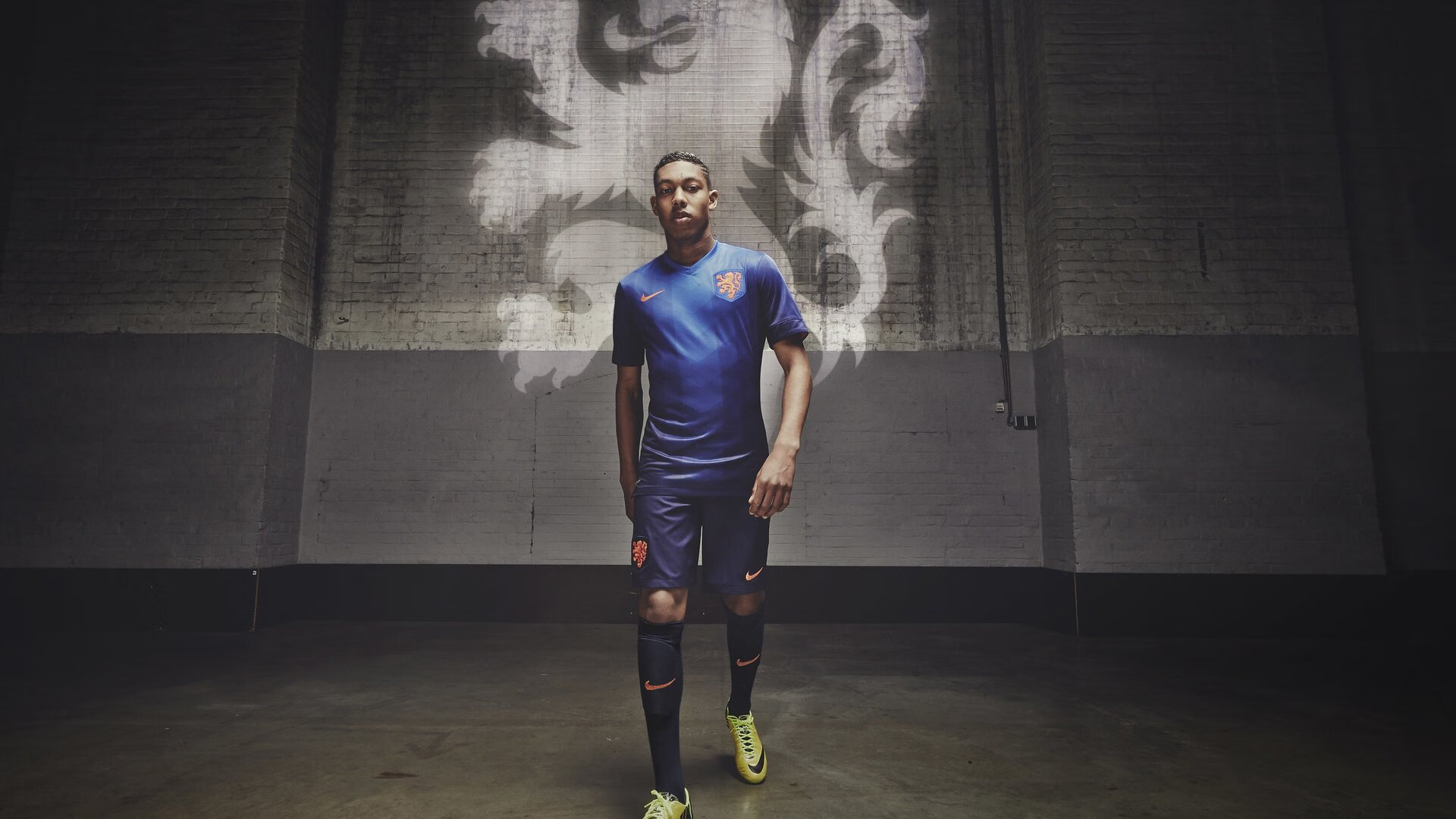 热刺锋线火力全开,球迷期待冲击冠军,热刺介绍